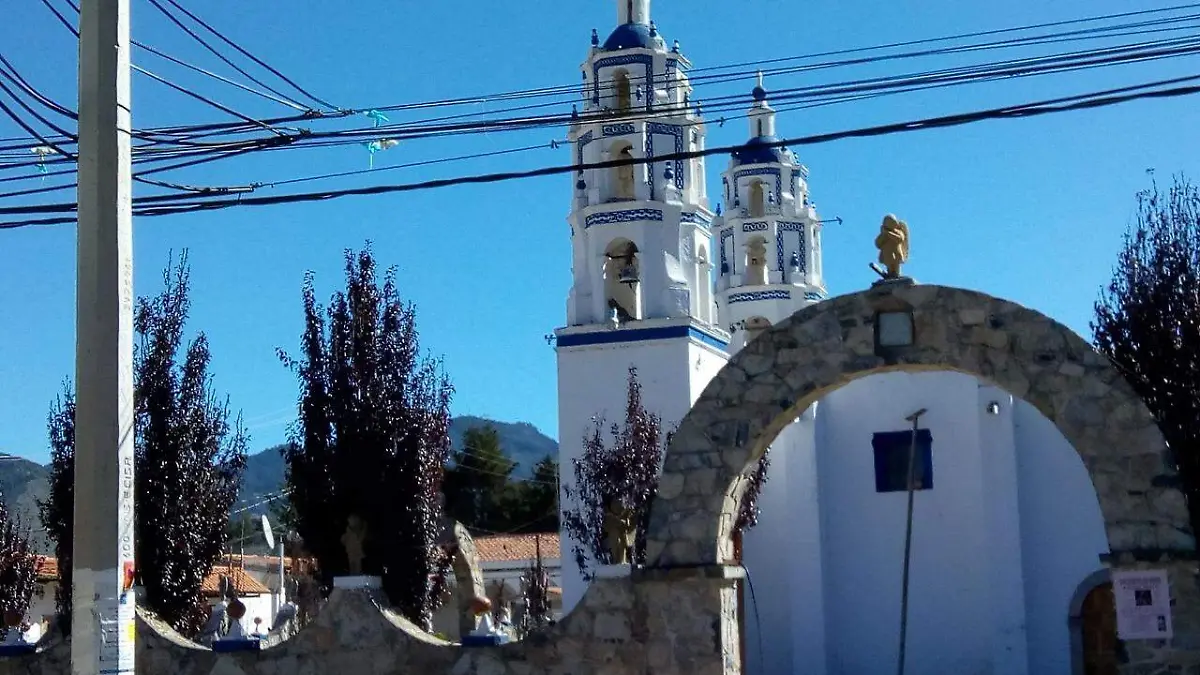 retienen a vicario en aquixtla